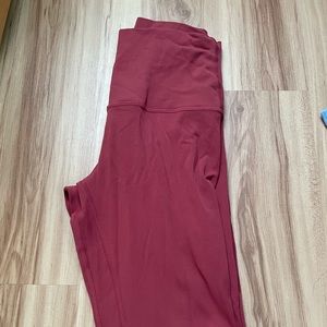 Lululemon Align - Chianti - size 4